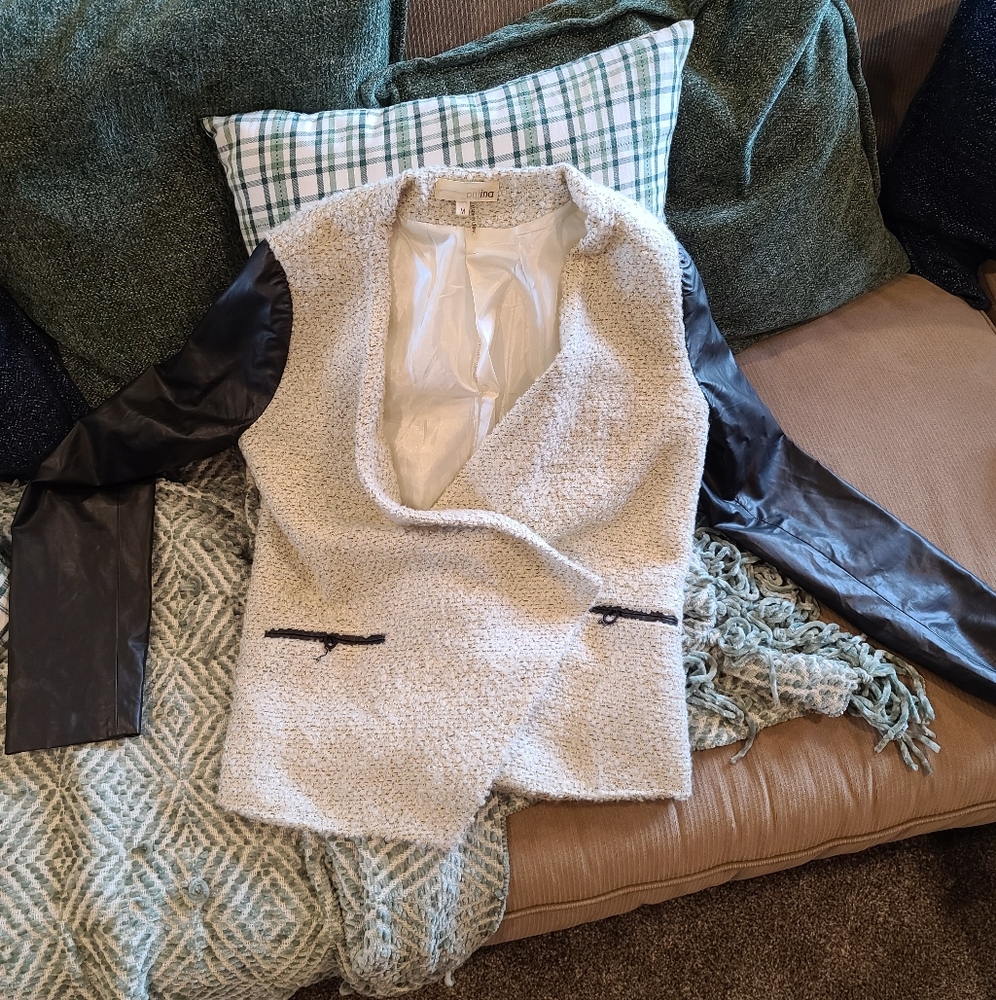 Open Jacket - Picture 1 of 3